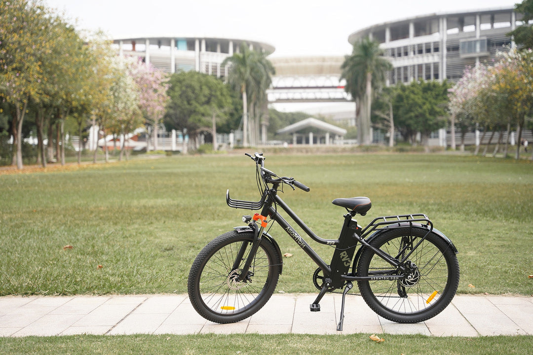 Riding an electric bike reduces carbon emissions